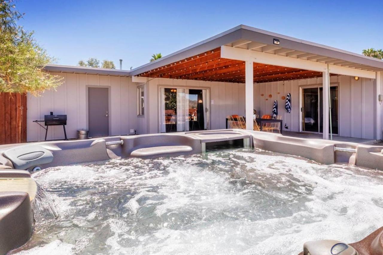 Made In The Shade - Central, Hot Tub, Ac, Sleeps 8 Villa Joshua Tree Exterior photo