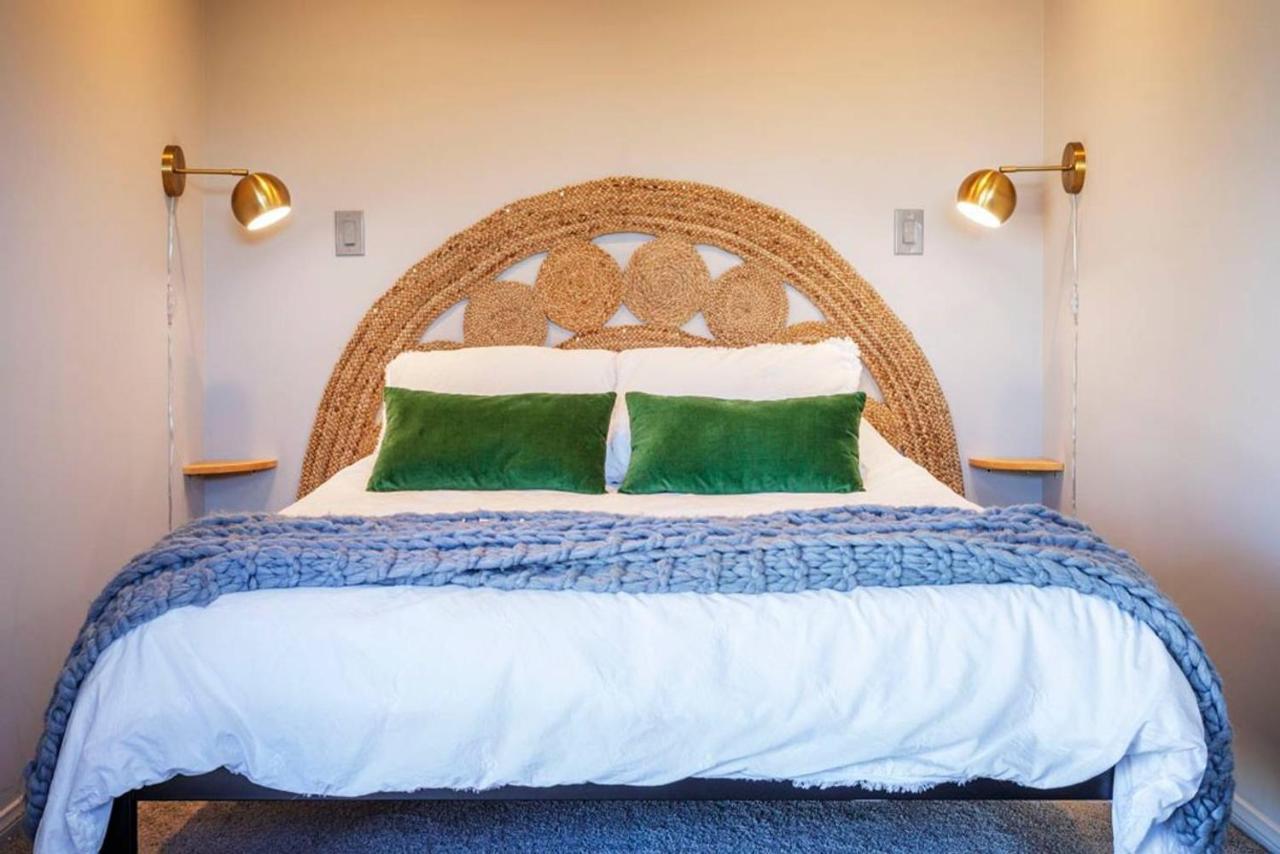 Made In The Shade - Central, Hot Tub, Ac, Sleeps 8 Villa Joshua Tree Exterior photo